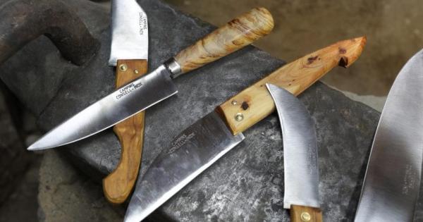 Fuego, hierro y memoria: un taller centenario forja la tradición en pleno corazón de Mallorca