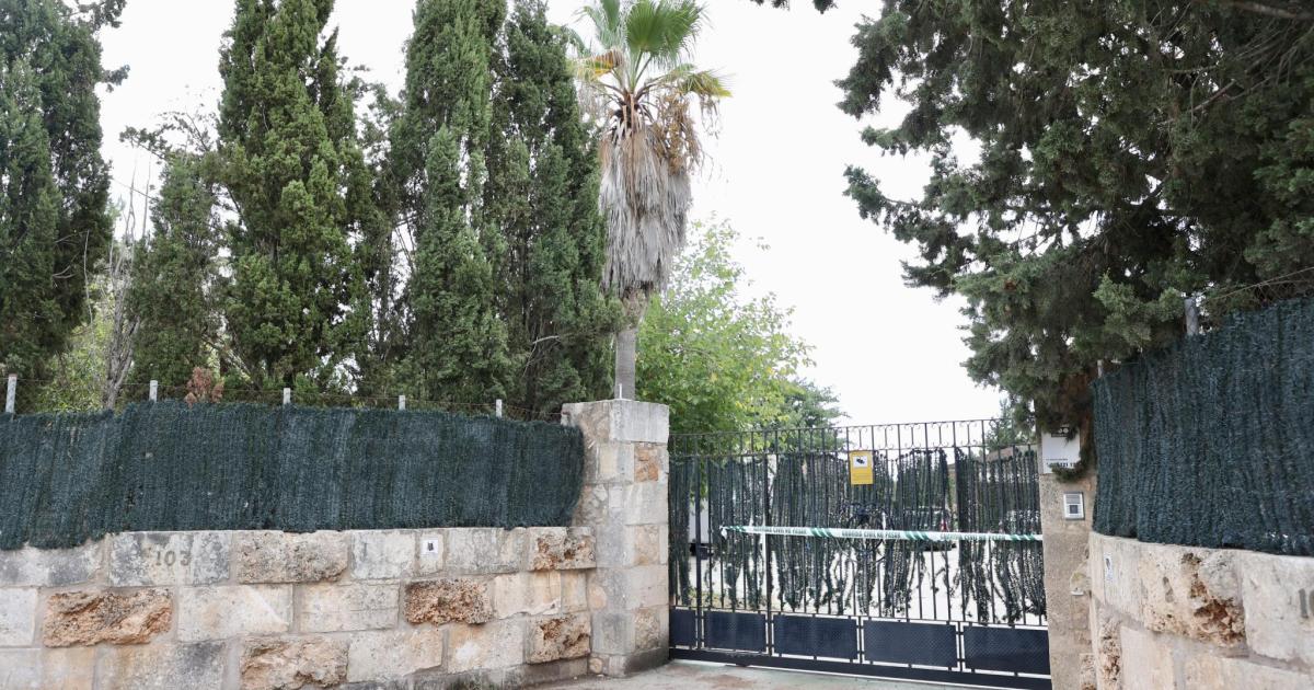 Dos detenidos por saltarse el cordón policial en la finca donde fue hallado muerto un hombre