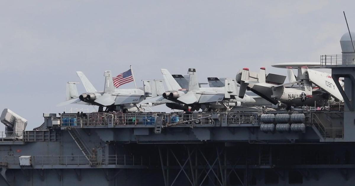 El USS Gerald R. Ford, el portaaviones más poderoso del mundo, despliega su poder en Palma bajo el estandarte de la Sexta Flota