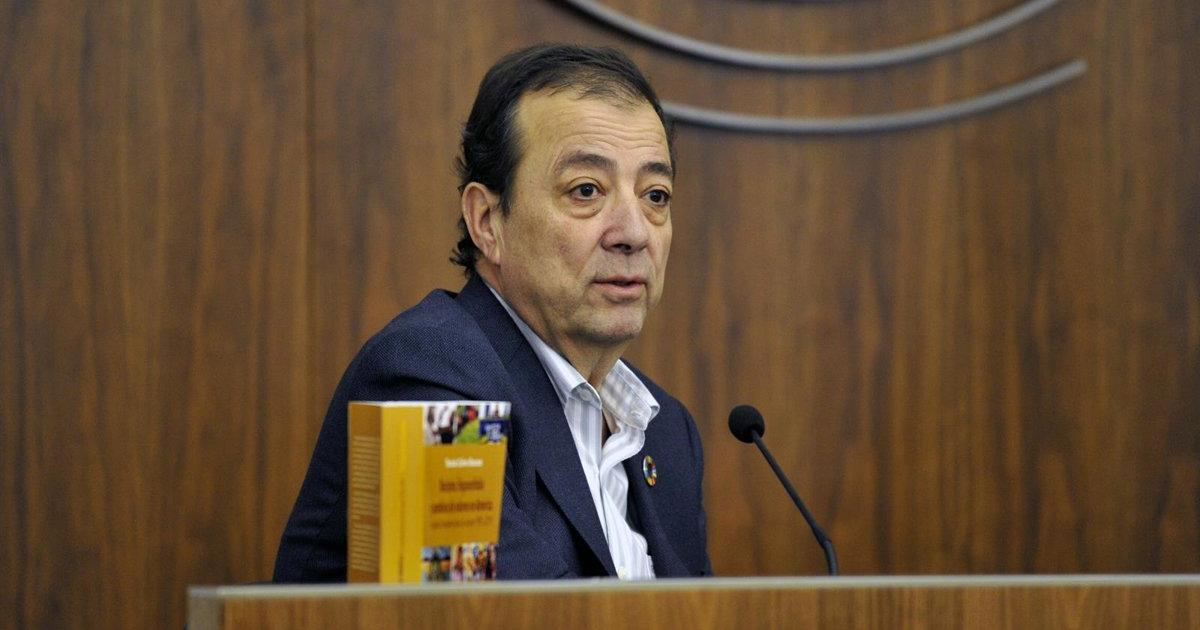 Moreno y Montero trasladan sus condolencias por la muerte del ex presidente de la Junta de Extremadura Fernández Vara