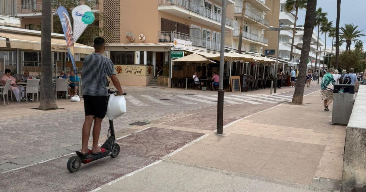 Son Servera prohíbe la circulación de patinetes eléctricos en primera línea de costa