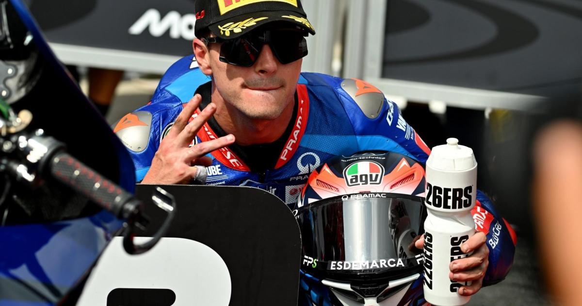 Izan Guevara logra su primer podio de la temporada en el Mundial de Moto2