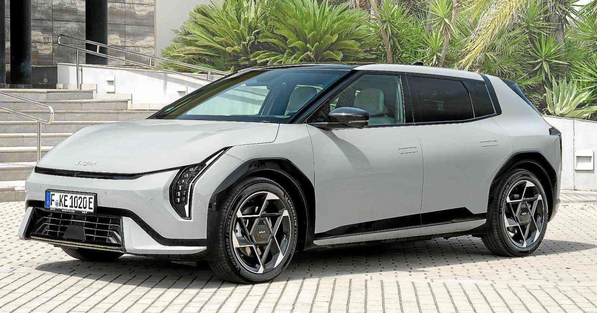 Kia Ev4
