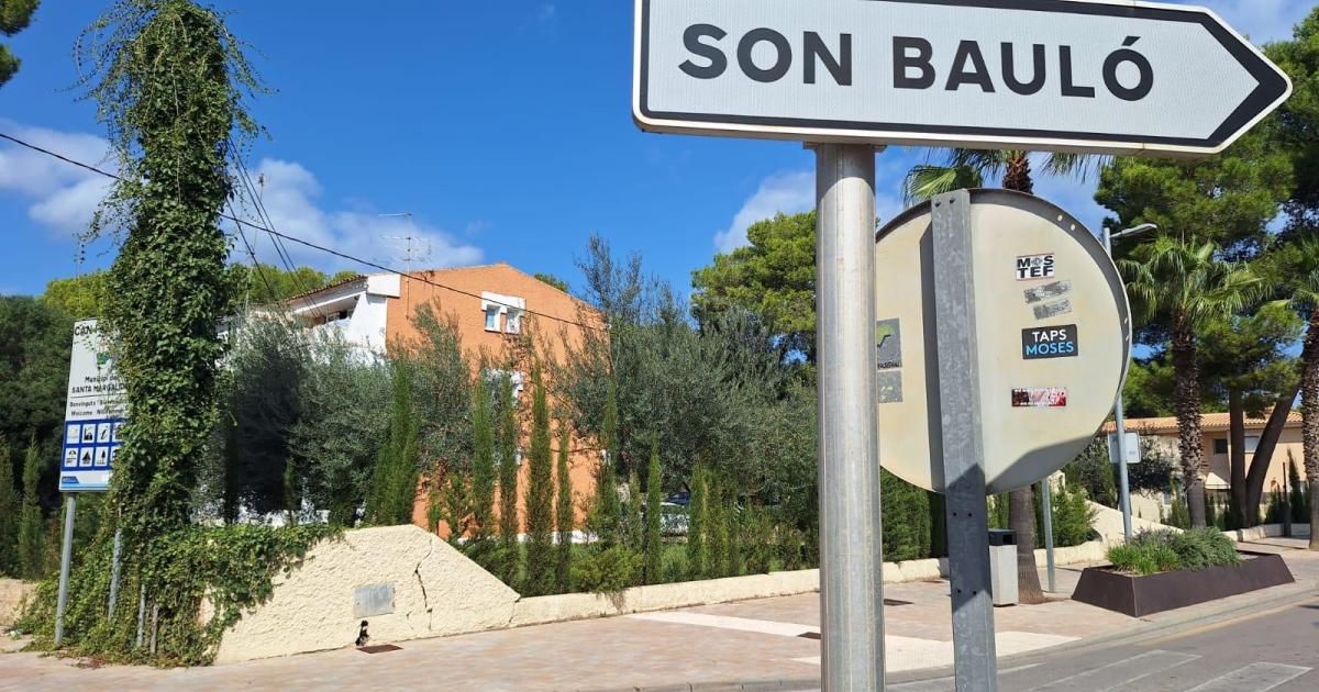 Los silenciosos okupas de la rotonda de Son Bauló: «El dueño desapareció y aquí no molestamos a nadie»