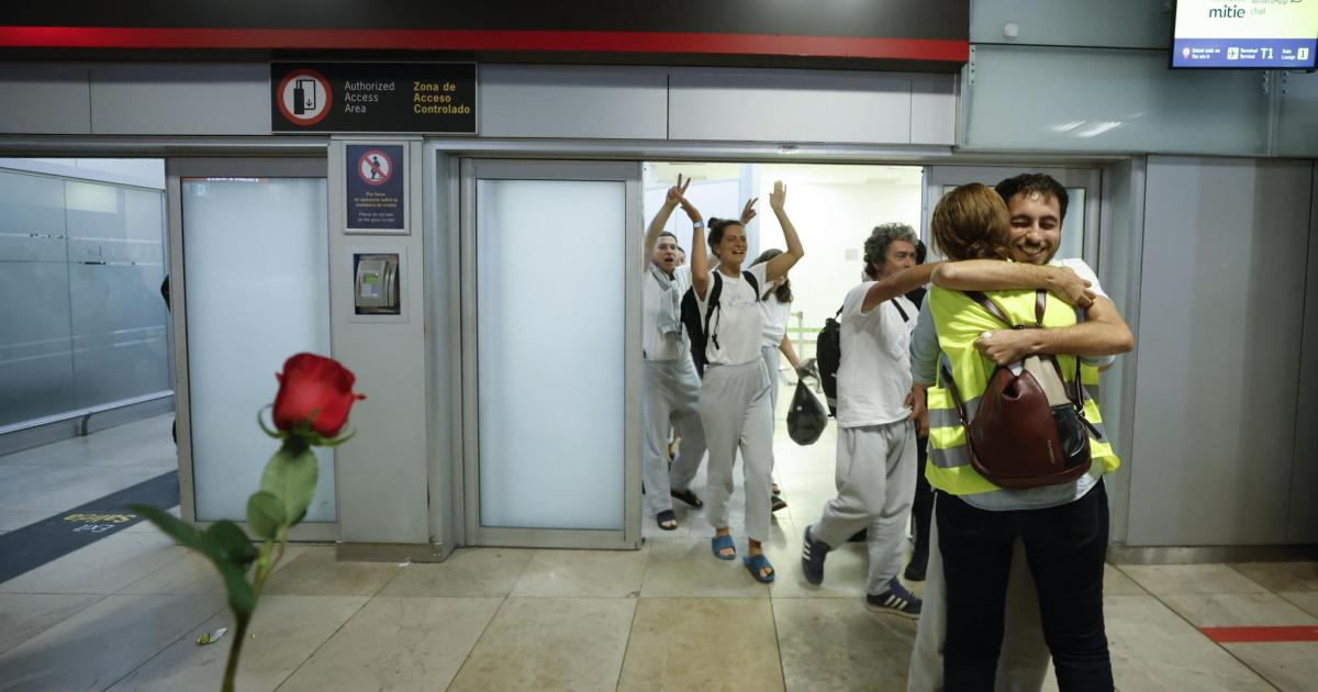 Familiares de las activistas mallorquinas viajan a Madrid para reencontrarse con Muñoz y Martínez