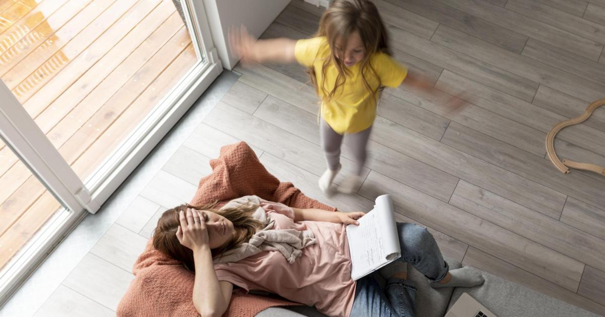 «Nos olvidamos de que somos más cosas que madres»: La salud mental materna, una deuda pendiente