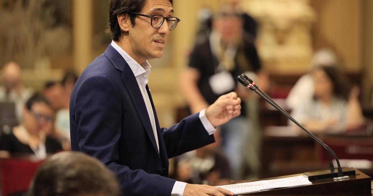 El PSIB reta a Prohens registrando sus propias medidas de contención turística