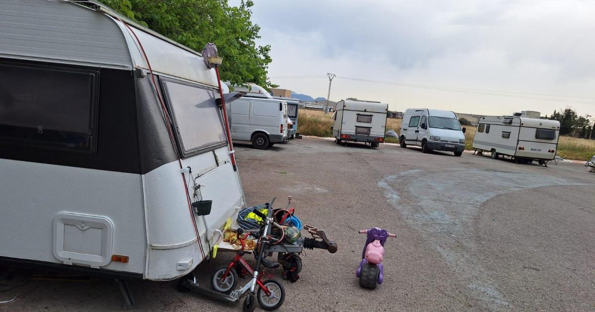 Los caravanistas de Son Hugo van al Parlamento Europeo a denunciar la situación de la vivienda en Mallorca