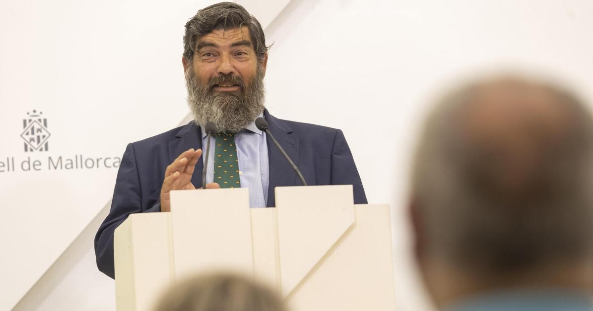 Vox en el Consell presionará a su partido para que apoye en el Parlament traer basura de Ibiza