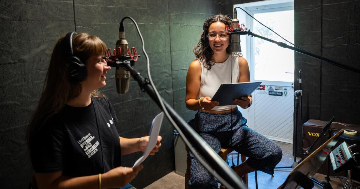 Las ‘rondaies’ se suman al pódcast para adaptarse a los nuevos tiempos