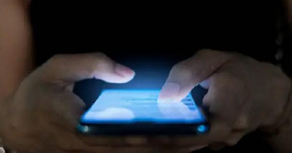Piden cárcel a una mujer por acceder a conversaciones privadas del móvil de su expareja