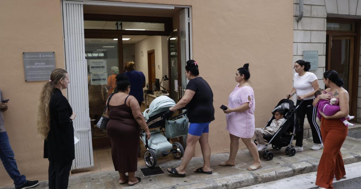 Quejas por el 'desguace' de la Oficina de Antidesahucios: «No atiende a las familias salvo que ya esté en marcha el desahucio»
