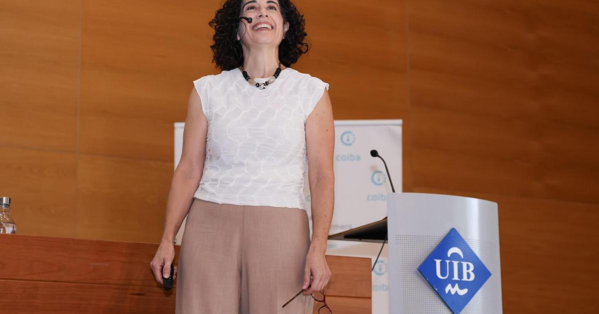 La matrona Aimón Sánchez expresa que «la lactancia no es una obligación, es un derecho»
