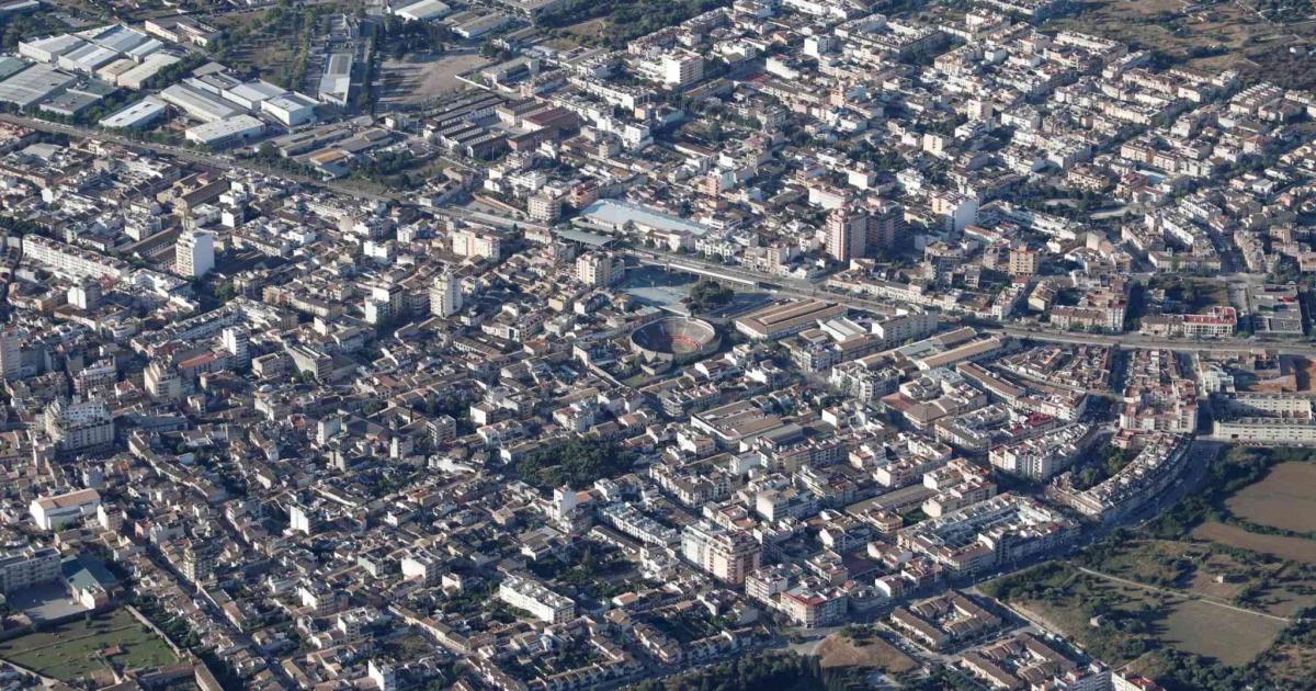Este es el pueblo de Mallorca en el que te puedes comprar una casa de 90 m2 por 223.000 euros: una de las ciudades más grandes de la isla con un patrimonio único