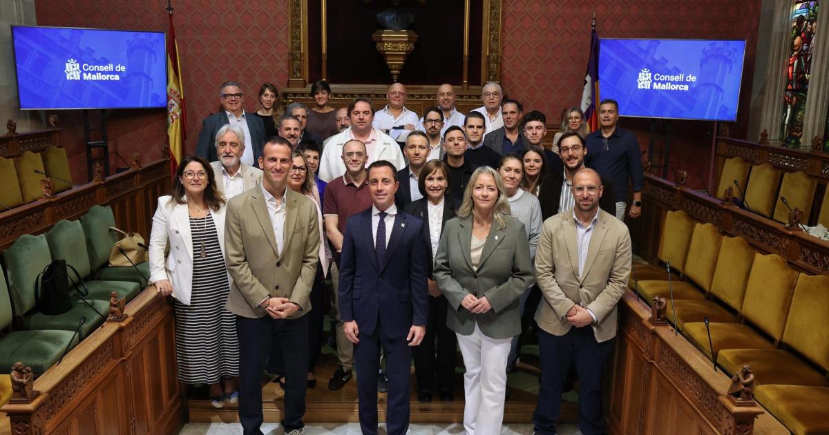 Recepción de las autoridades a los galardonados de los III Premis Gastròmics Mallorca