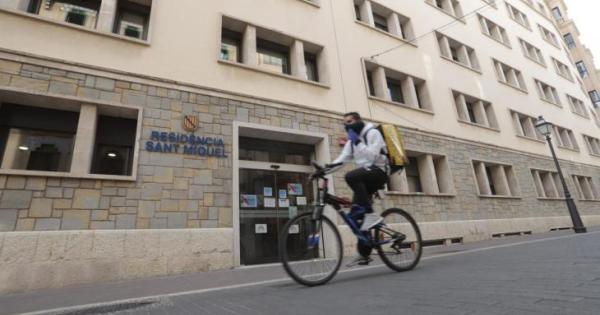UGT alerta de la «situación crítica» que viven las residencias Oms y Sant Miquel de Palma por la falta de personal