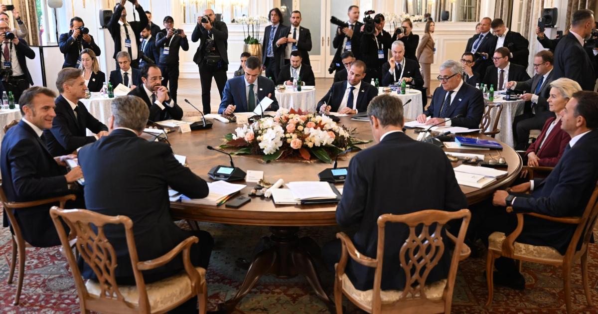 La UE aprueba su decimonoveno paquete de sanciones contra Rusia, que veta el GNL
