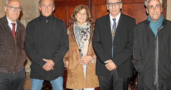 수의학계의 빛나는 별, 바르톨로메 앙게라 산소를 기리며