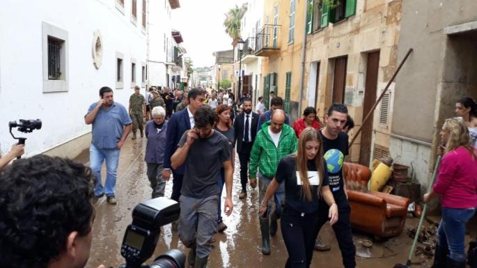 Pedro Sánchez y Francina Armengol