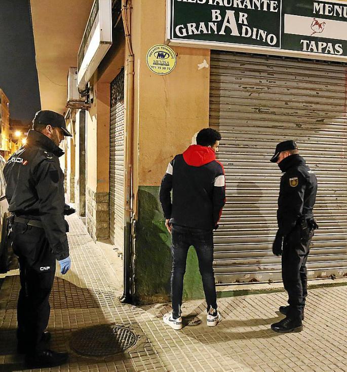 Una noche de patrulla con la Policía Nacional por Palma, la ciudad fantasma