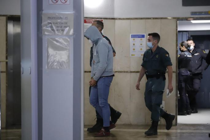 Libertad con cargos para los tres detenidos por la venta de aceite de oliva falso