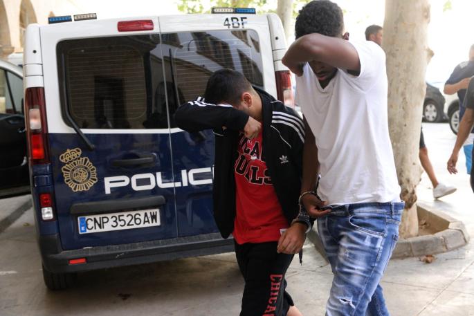 El detenido por matar a un hombre de una patada en Cala Major llegando a los juzgados