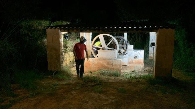 Buscan a un espeleobuceador desaparecido en la Cueva de sa Gleda