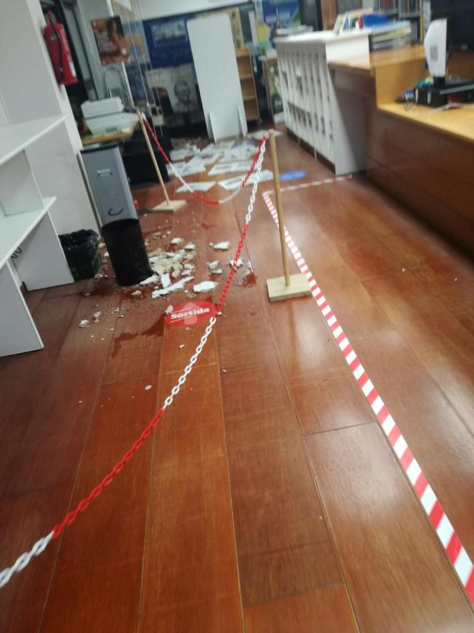 Desprendimientos en la UIB: «¡Esto se cae a cachos!»