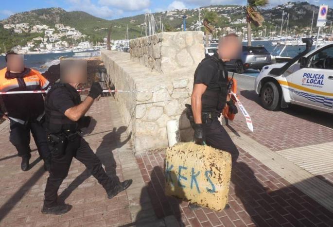 Encuentran otro fardo con 40 kilos de hachís en el Port d'Andratx