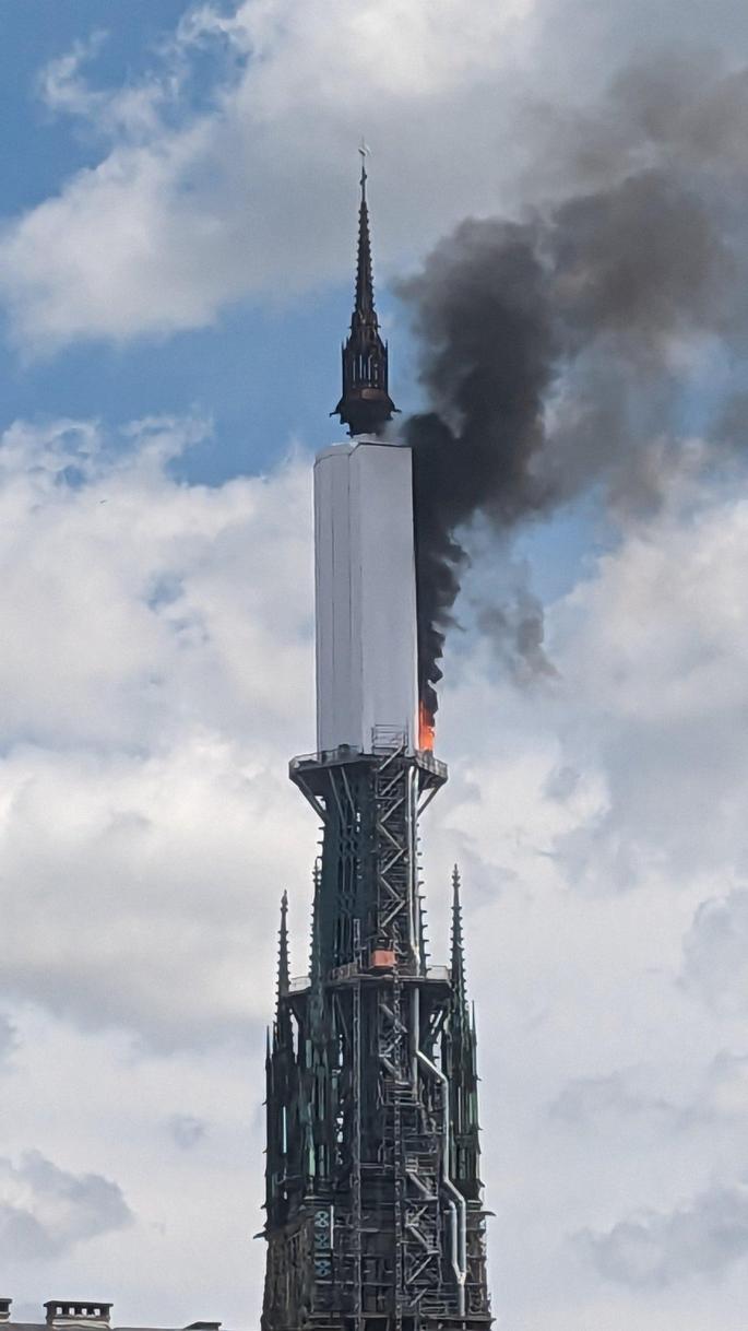 Incendio en la catedral de Rouen