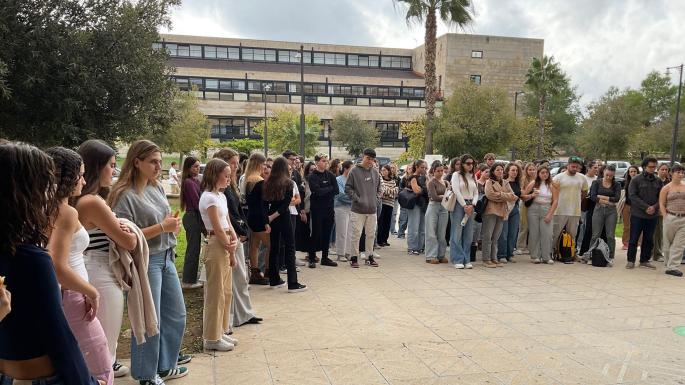 Minuto de silencio en la UIB