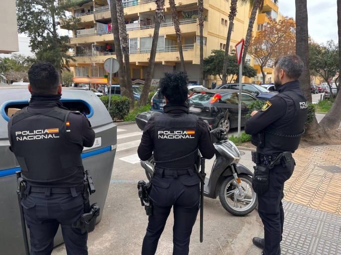 Dos detenidos en Palma en una operación a nivel nacional contra la explotación laboral en salones de manicura