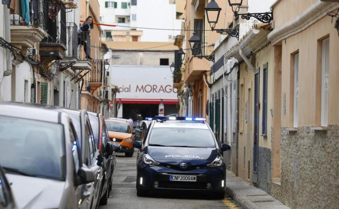 Detenido por intentar matar a un hombre con un destornillador en frente a un bar de la Soledat