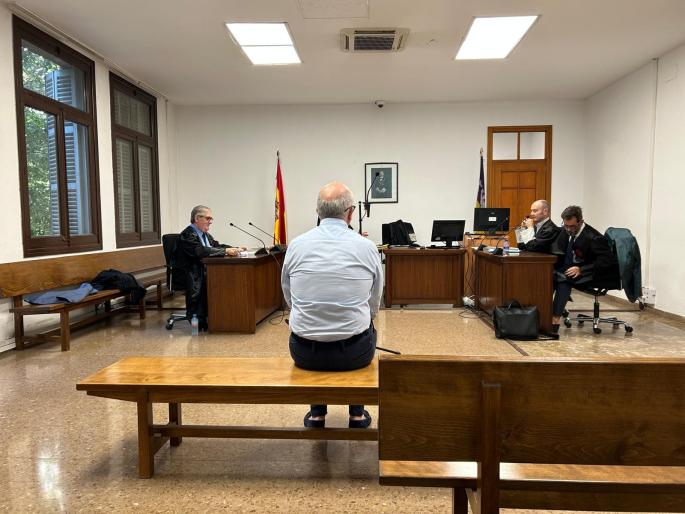 Absuelto el traumatólogo acusado de agresión sexual a una paciente en una clínica de Palma