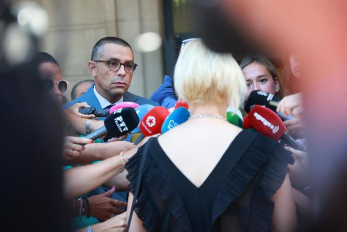 Sevilla.- Tribunales.- Detenido el acusado de maltrato cambiado de sexo para cumplir su condena de 15 meses de cárcel