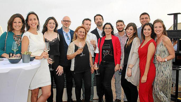 Presentación de viviendas de Son Dameto con la fiesta Bubbles & Choc en el hotel es Príncep
