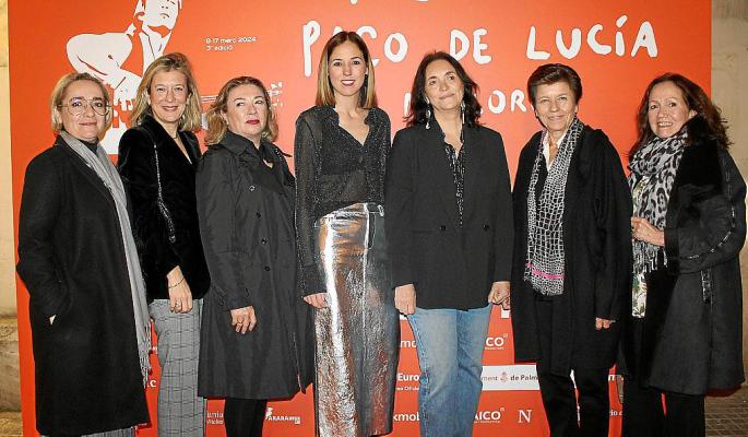 Miguel Poveda llena el Principal