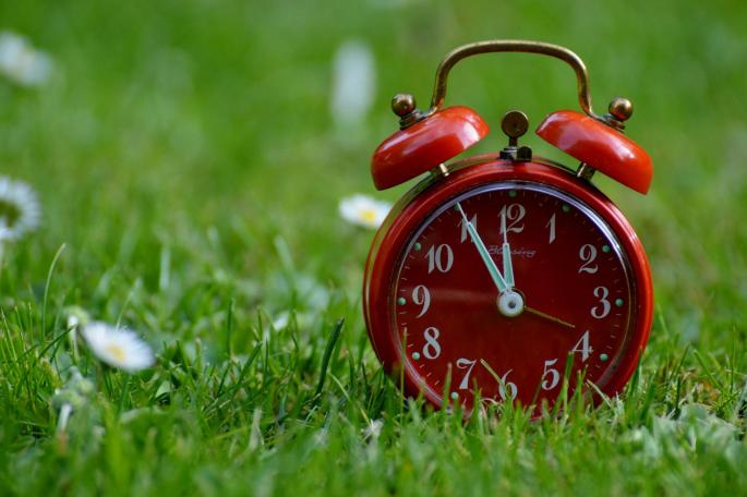 La Unión Europea tiene previsto eliminar el cambio horario estacional en 2025.