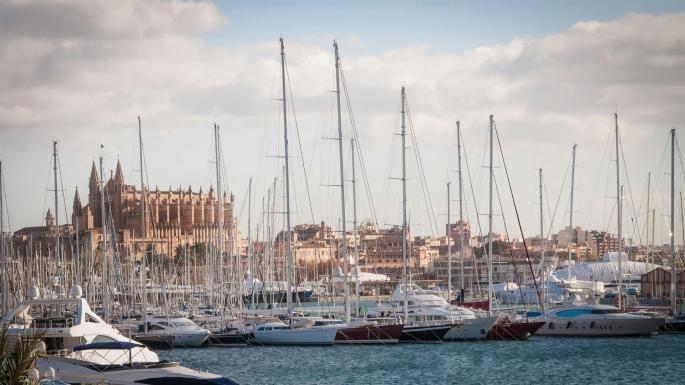 Palma ofrece una mezcla de cultura, playa y servicios que no te puedes perder